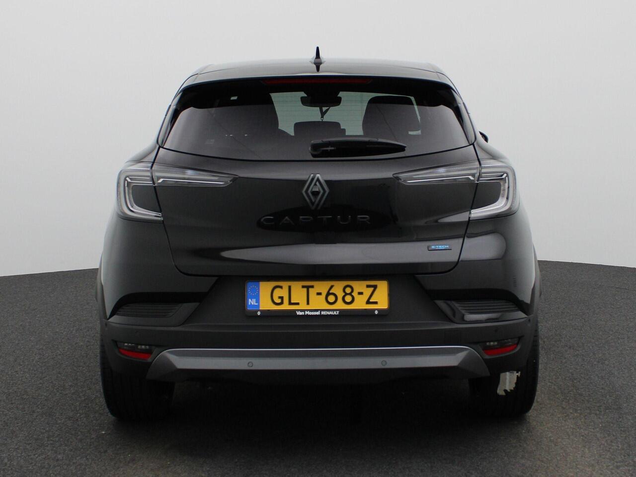 Renault CAPTUR E-Tech full hybrid 145 esprit Alpine | Automaat | Apple Carplay & Android Auto | Navi | l Parkeersensoren en 360 camera | Climate Control | Harman Kardon