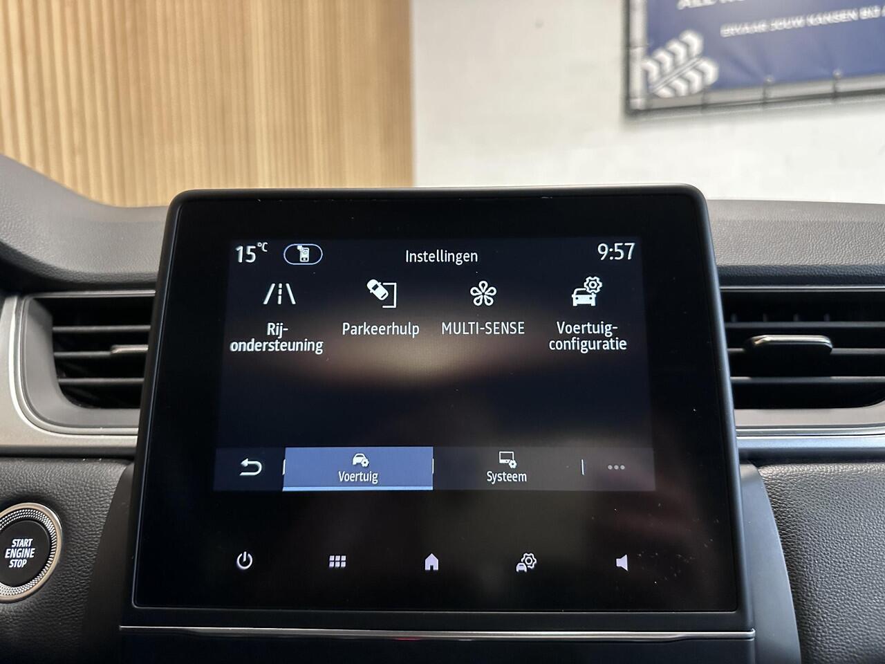 Renault CAPTUR 1.3 TCe Techno Camera | Stoelverwarming | Navi