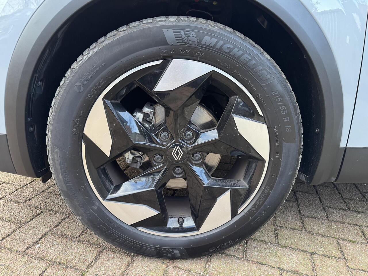 Renault CAPTUR 1.3 Tce 160pk EDC Techno+Pack Winter!!