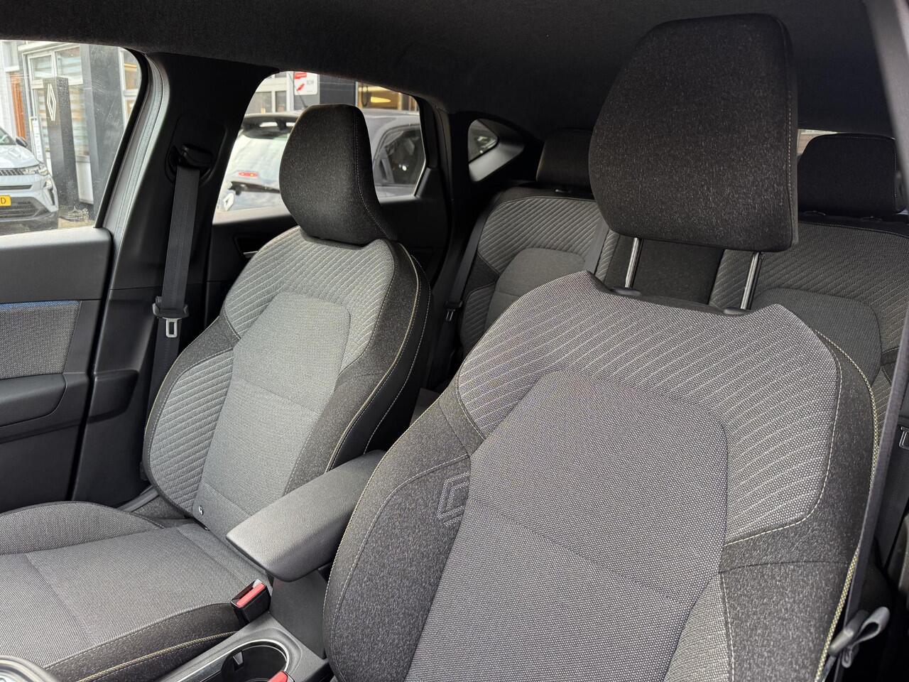 Renault CAPTUR 1.3 Tce 160pk EDC Techno+Pack Winter!!