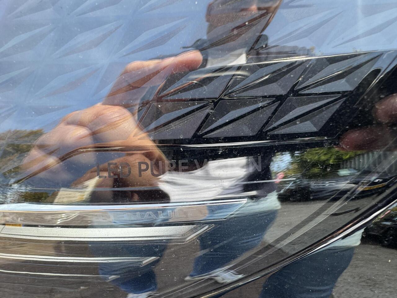 Renault CAPTUR 1.3 EDC 160PK Techno 1.500kg trekgewicht!!