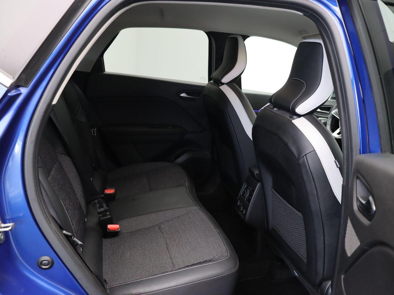 Renault CAPTUR 1.0 TCe 90 Techno | Navigatie | Achteruitrijcamera | Parkeersensoren voor en achter | Climate control |