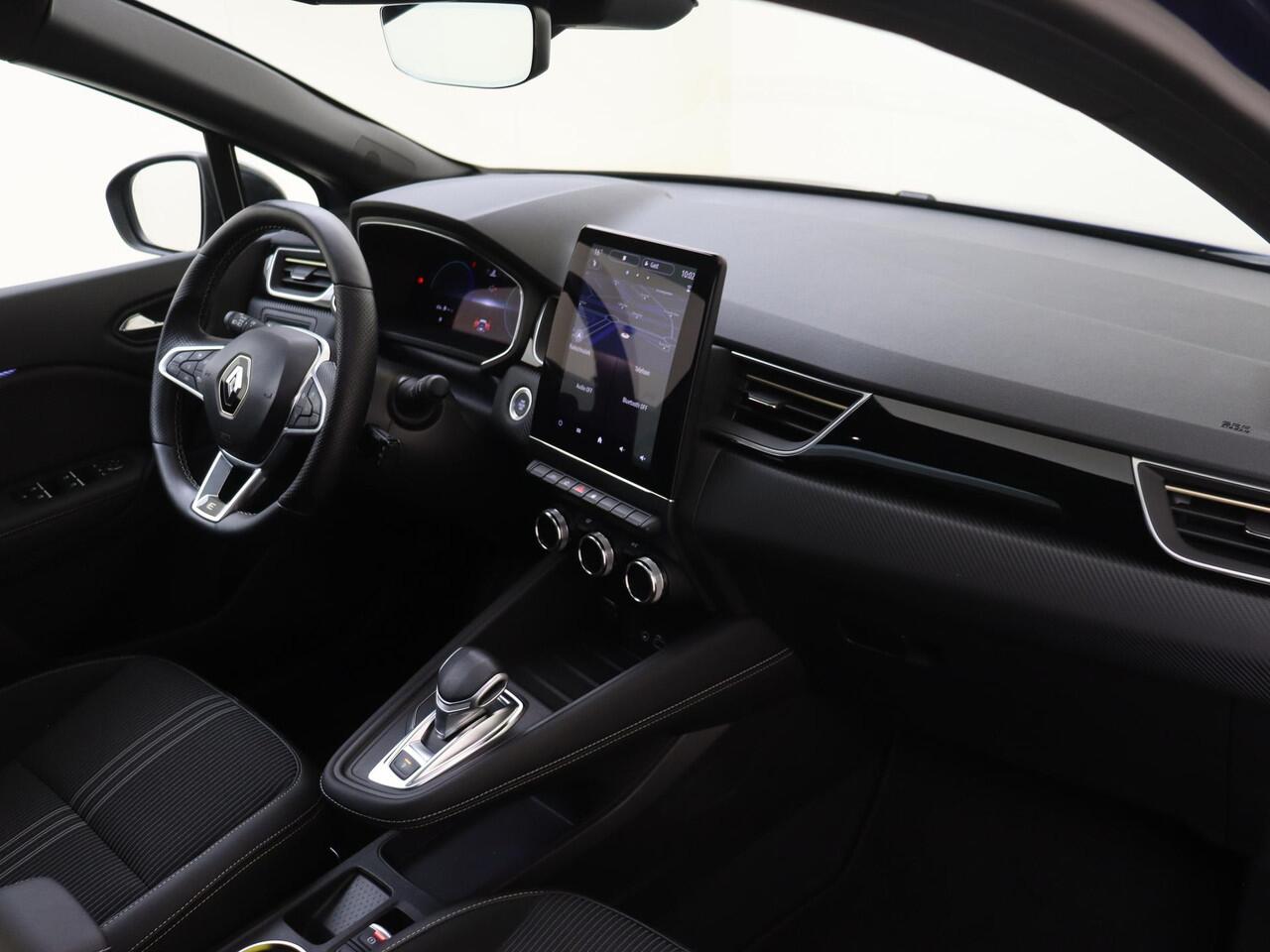 Renault CAPTUR 1.6 E-Tech Hybrid 145 e-tech engineered Panoramadak | LM velgen | Half leder | parkeersensoren