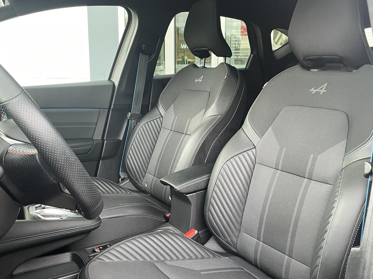 Renault CAPTUR 1.6 E-Tech full hybrid 145 esprit Alpine | Panoramadak | Pack Winter | Pack Driving Assist | Harman Kardon