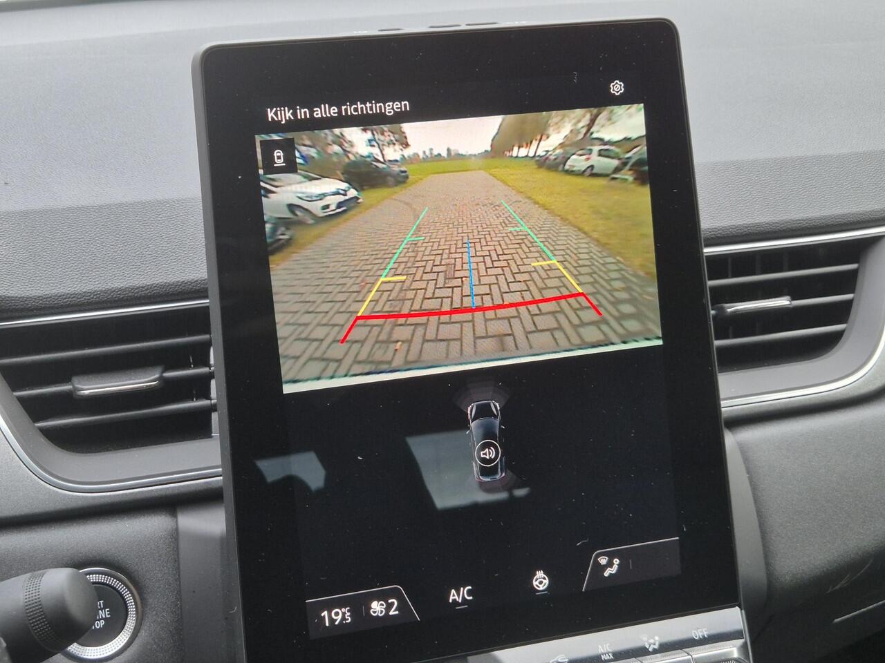 Renault CAPTUR 1.3 mild hybrid 160 techno Automaat / Fabrieksgarantie tot 08-2026 / Pack Driving / Trekgewicht 1200 kg / Stuurverwarming / Apple Carplay Android Auto / Dealer onderhouden / Adaptief CC / Achteruitrijcamera /