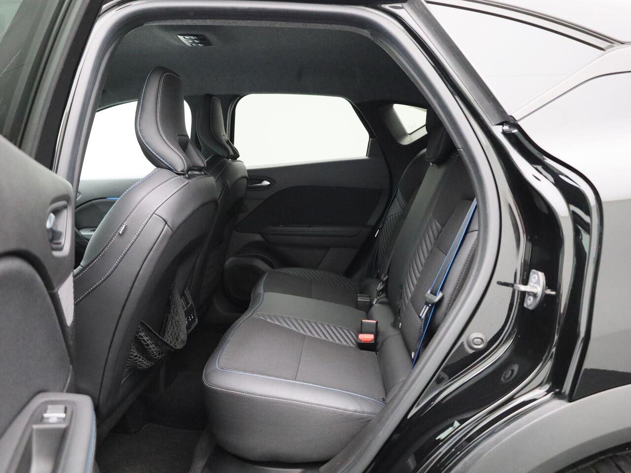 Renault CAPTUR 1.6 E-Tech full hybrid 145 esprit Alpine AUTOMAAT | LM VELGEN | NAVIGATIE | CAMERA | CRUISE CONTROL