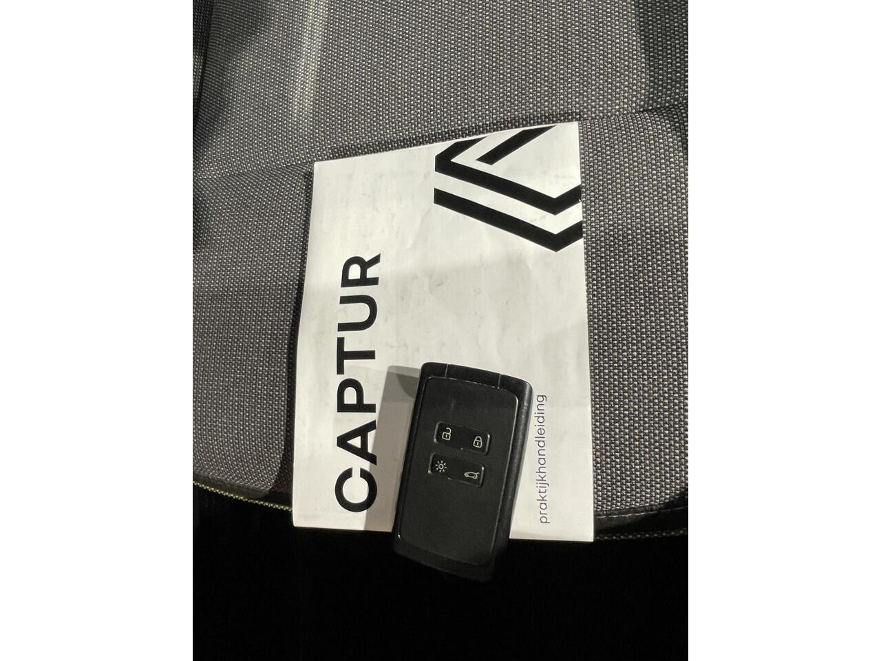 Renault CAPTUR 1.0 TCe 90 techno | Schuif-/kanteldak | Navigatie | Cruise Control | DAB+ |