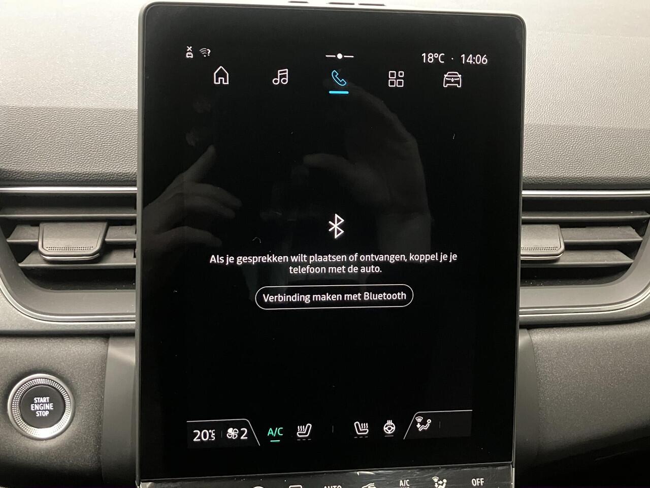 Renault CAPTUR 1.3 mild hybrid 140 techno / 1200 KG Trekgewicht / Stoel- en Stuurverwarming / Google Maps Navigatie / Camera / Climate Control / Cruise Control /