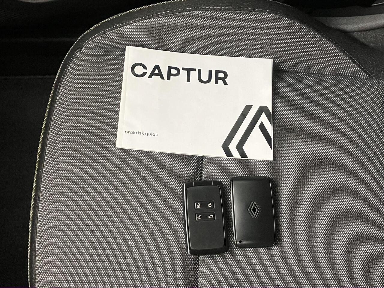 Renault CAPTUR 1.3 mild hybrid 140 techno / 1200 KG Trekgewicht / Stoel- en Stuurverwarming / Google Maps Navigatie / Camera / Climate Control / Cruise Control /