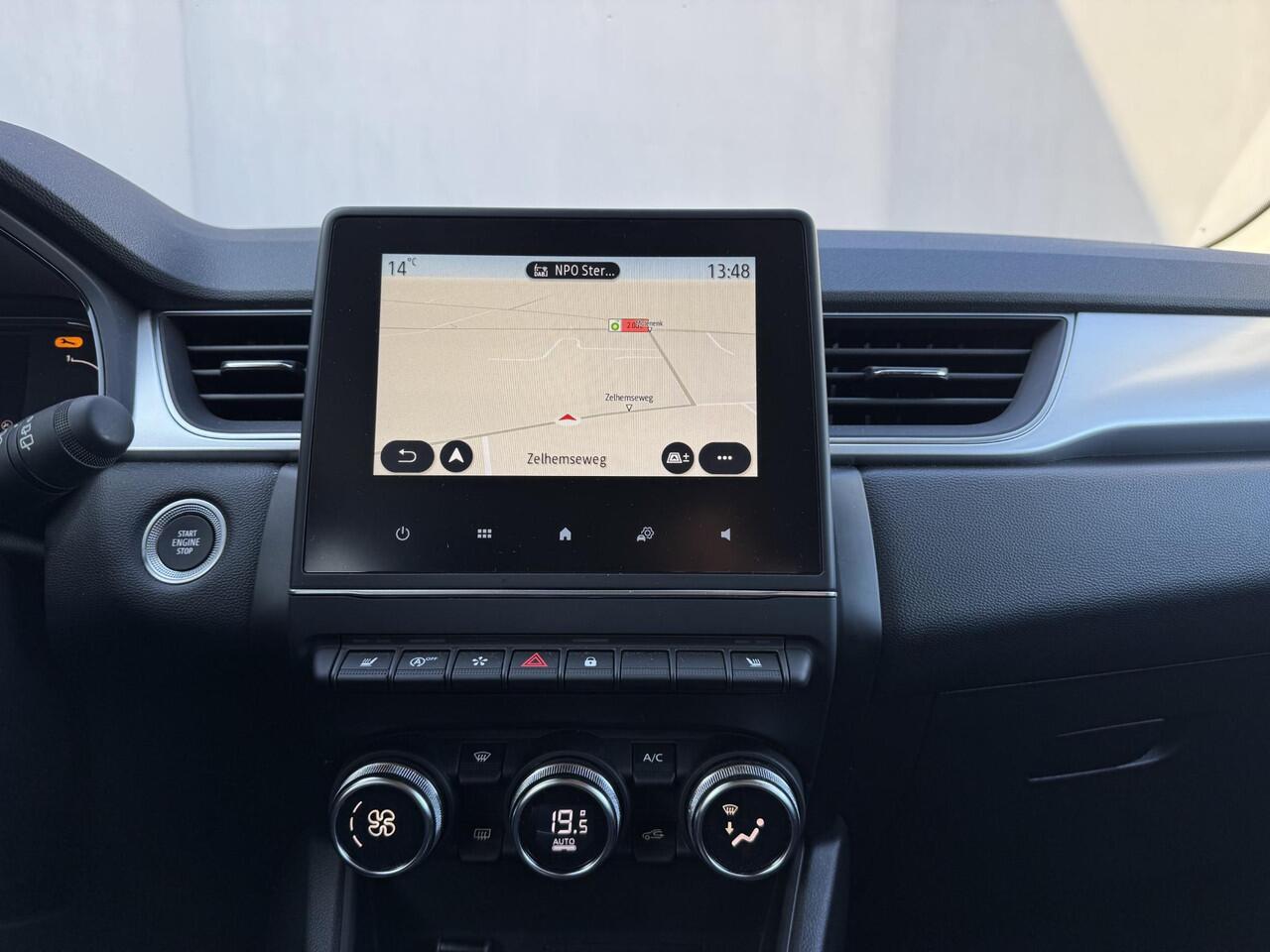 Renault CAPTUR 1.3 Techno 160 Automaat / Stoel- & Stuurverwarming / Achteruitrijcamera / Adaptieve Cruise Control / Navigatie / Apple Carplay & Android Auto / Parkeersensoren voor en achter / Climate Control