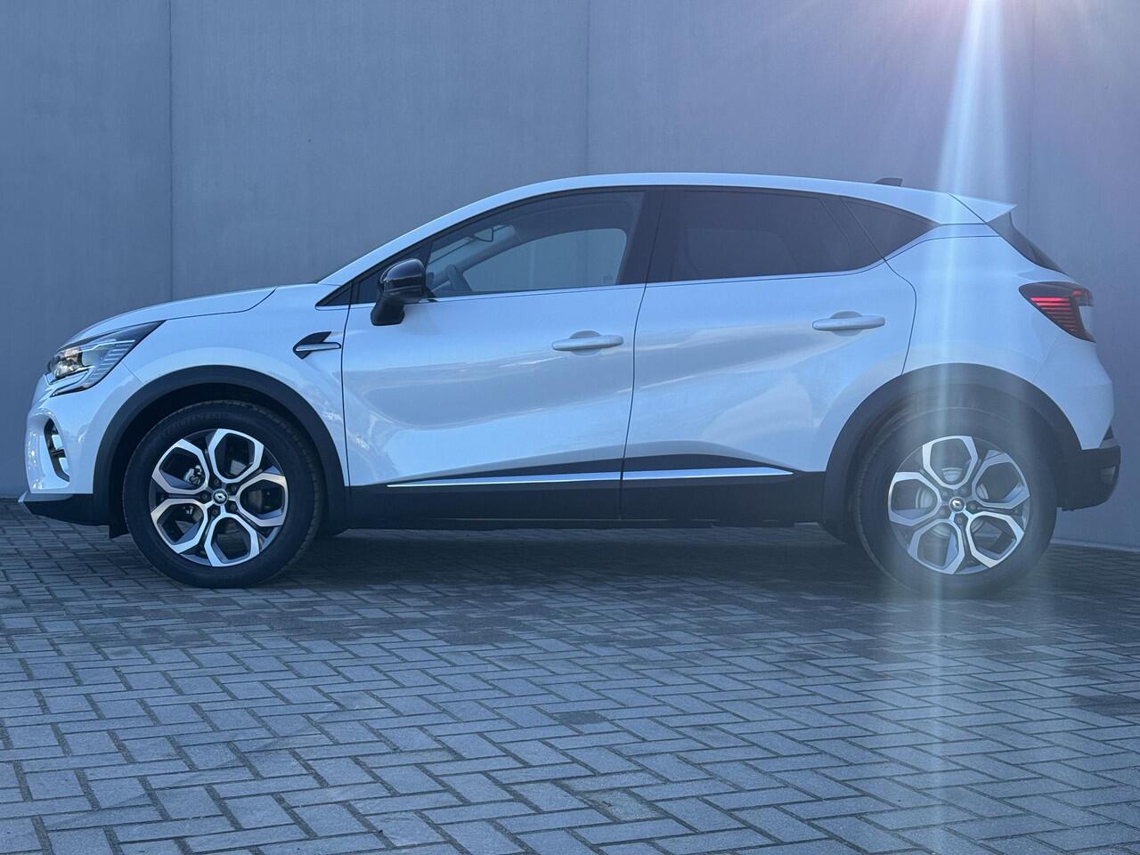 Renault CAPTUR 1.3 Techno 160 Automaat / Stoel- & Stuurverwarming / Achteruitrijcamera / Adaptieve Cruise Control / Navigatie / Apple Carplay & Android Auto / Parkeersensoren voor en achter / Climate Control