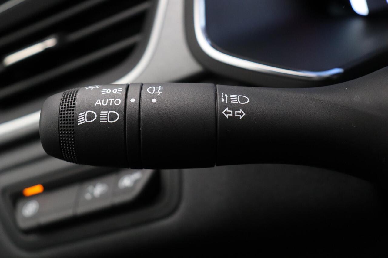 Renault CAPTUR TCe 90pk techno | Harman Kardon | Digitaal Dashboard | Stoel en stuurwielverwarming | Achteruitrijcamera |