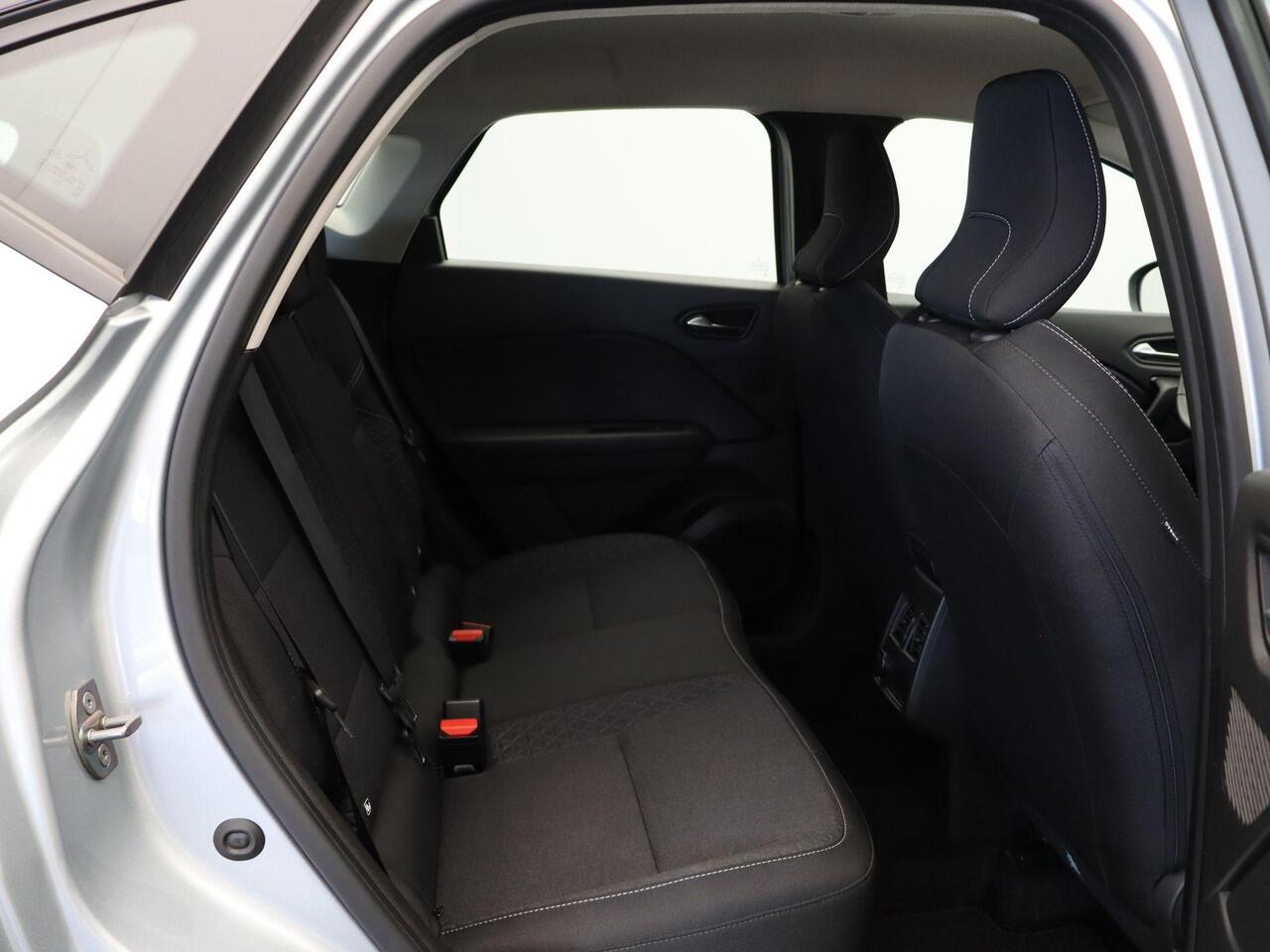 Renault CAPTUR TCe 90pk Evolution | Parkeersensoren achter | Navigatie | Climate Control | Cruise controle | Apple Carplay/Android Auto |