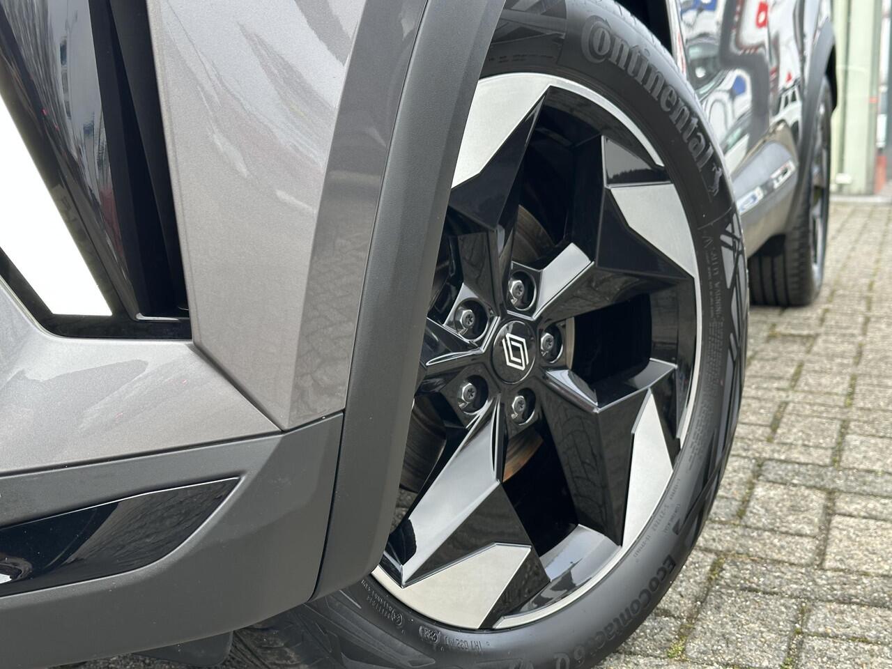 Renault CAPTUR E-Tech Full Hybrid 145 Techno l AUTOMAAT l TWO-TONE l draadloze telefoonoplader