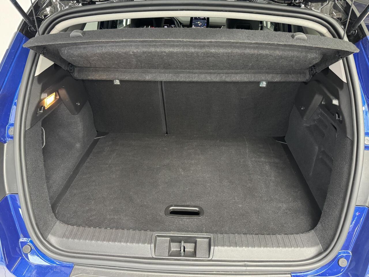 Renault CAPTUR 1.3 mild hybrid 160 Iconic | Navigatie | BOSE-Audiosysteem | Stoel + Stuurverwarming | 360° Camera |