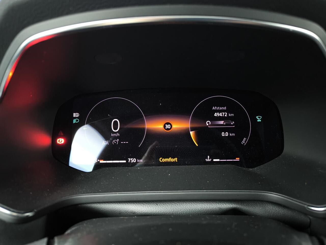 Renault CAPTUR 1.0 TCe 90 techno Navigatie Google | Climate control | Cruise control | Licht en regensensor |