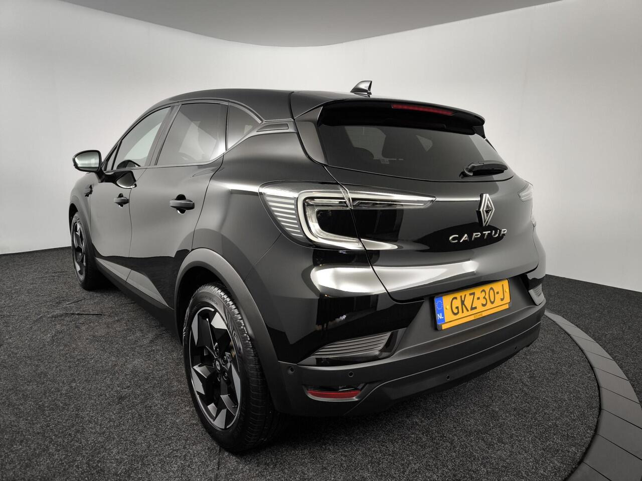 Renault CAPTUR 1.0 TCe 90 techno Navigatie Google | Climate control | Cruise control | Licht en regensensor |
