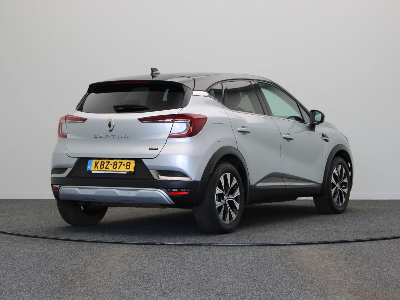 Renault CAPTUR 1.6 E-Tech Hybrid 145 Techno | Navigatie | Achteruitrijcamera | Parkeersensoren achter | Climate control |