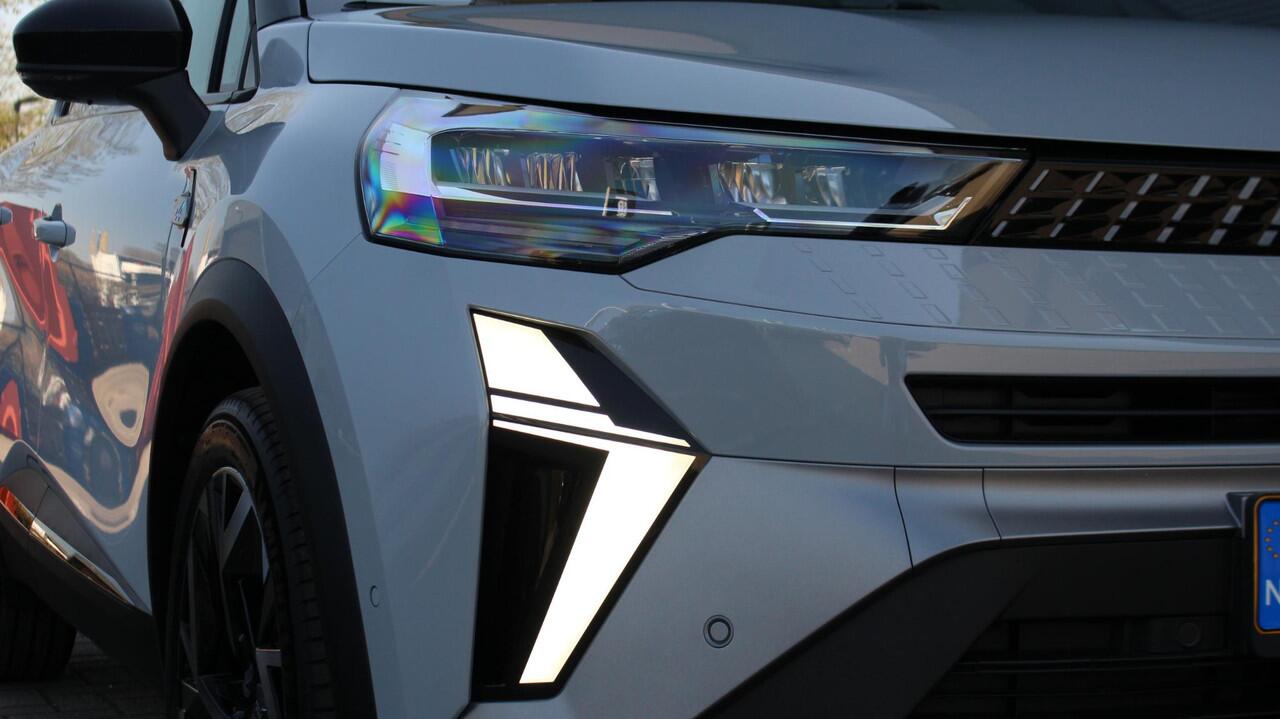 Renault CAPTUR 1.6 E-Tech full hybrid 145Pk esprit Alpine | Navigatie | Stoelverwarming | Camera Rondom | Cruise & Climate Control | Keyless Entry |