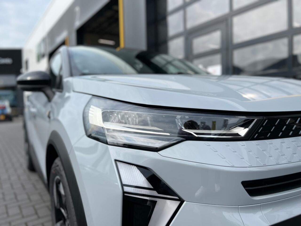 Renault CAPTUR 1.6 E-Tech Full Hybrid 145 Pack Winter