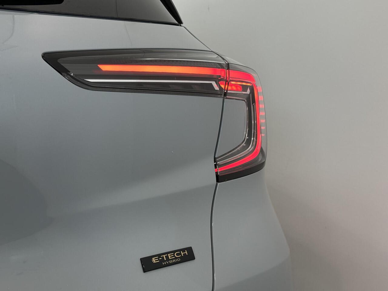 Renault CAPTUR 1.8 E-Tech Full Hybrid 160 Techno | Pack Winter | Pack Advanced Driving Assist | Van: ¤ 38.638,- nu rijklaar voor: ¤ 37.138,-