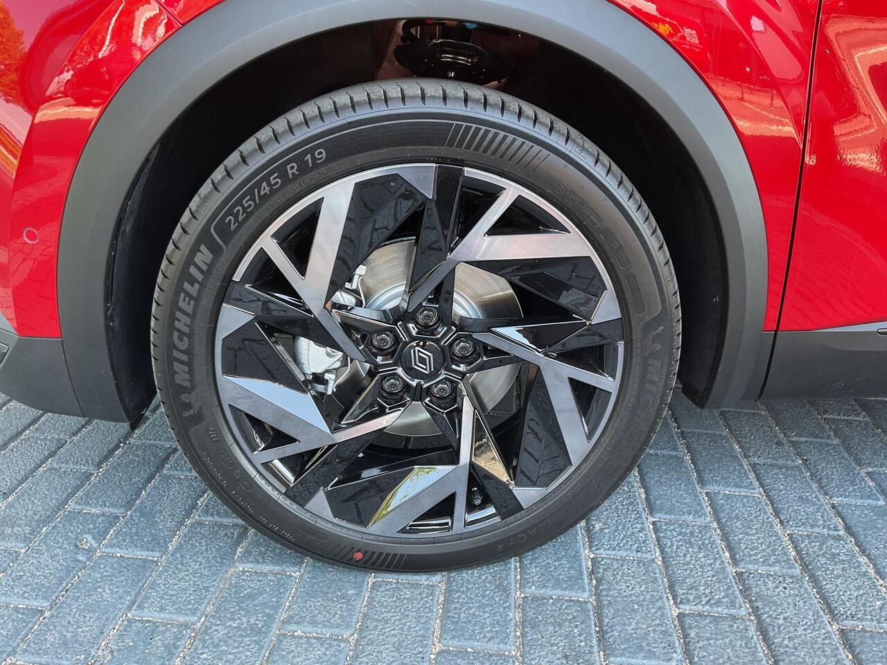 Renault CAPTUR 1.8 E-Tech full hybrid 160 esprit Alpine / Demo Hillegom / Vraag naar beschikbaarheid