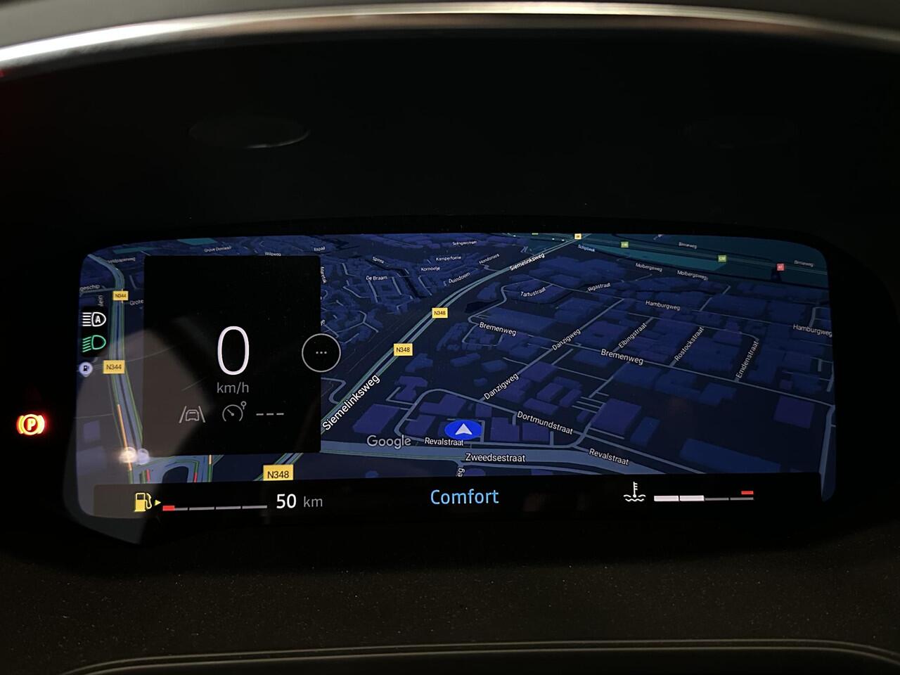 Renault CAPTUR 1.0 TCe 90 Techno | Navigatie 9,3" | Climate Control | Cruise Control | Lichtmetalen velgen 18" | Apple Carplay/Android Auto | Parkeersensoren voor, achter en achteruitrijcamera
