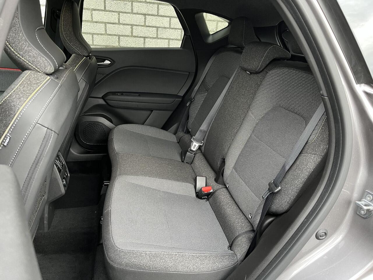 Renault CAPTUR 1.6 E-Tech full hybrid 145 Techno | Achteruitrijcamera | Stoel + stuurverwarming | Apple CarPlay / Android Auto |