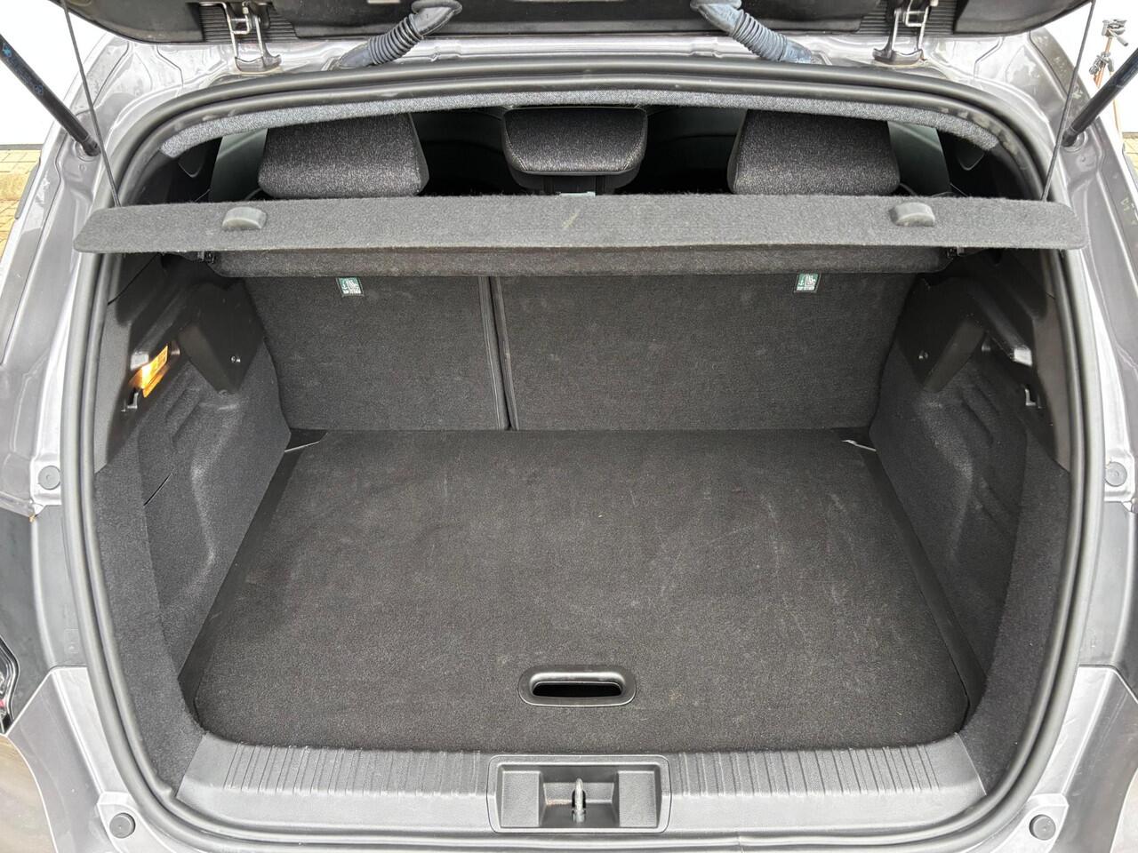 Renault CAPTUR 1.6 E-Tech full hybrid 145 techno / 1e Eigenaar /