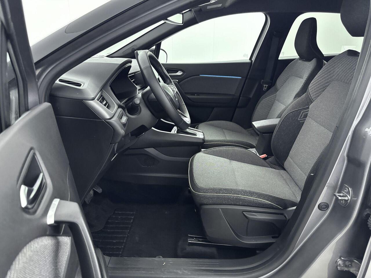 Renault CAPTUR 1.6 E-Tech full hybrid 145Pk techno | Apple & Android Carplay | Parkeersensoren Achter & Camera | Stoel- & Stuurverwarming | Climate Control | Cruise Control & Snelheidsbegrenzer | Keyless Entry | Privacy Glass |