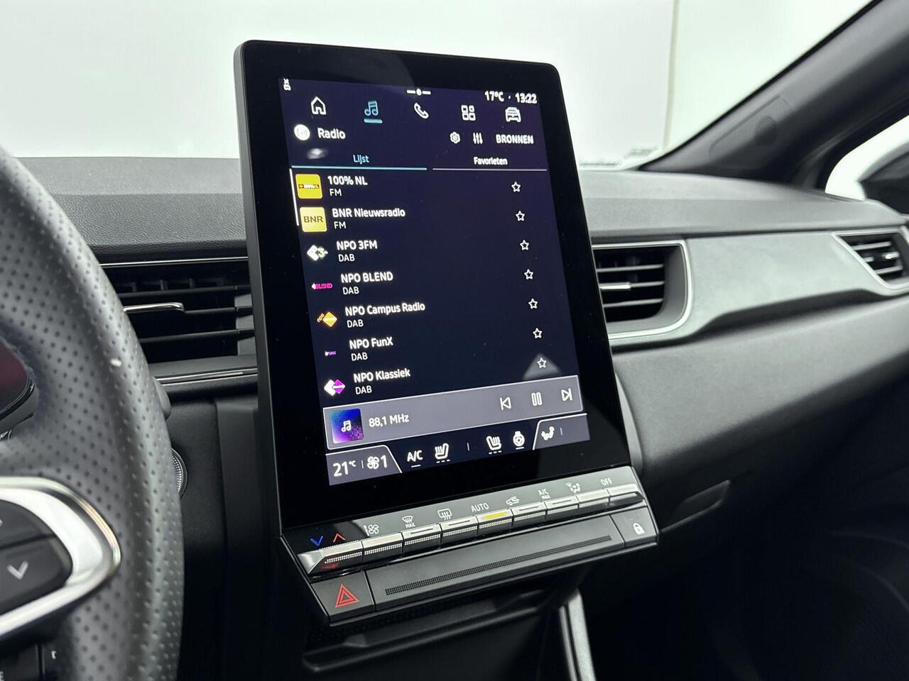 Renault CAPTUR 1.6 E-Tech full hybrid 145Pk techno | Apple & Android Carplay | Parkeersensoren Achter & Camera | Stoel- & Stuurverwarming | Climate Control | Cruise Control & Snelheidsbegrenzer | Keyless Entry | Privacy Glass |