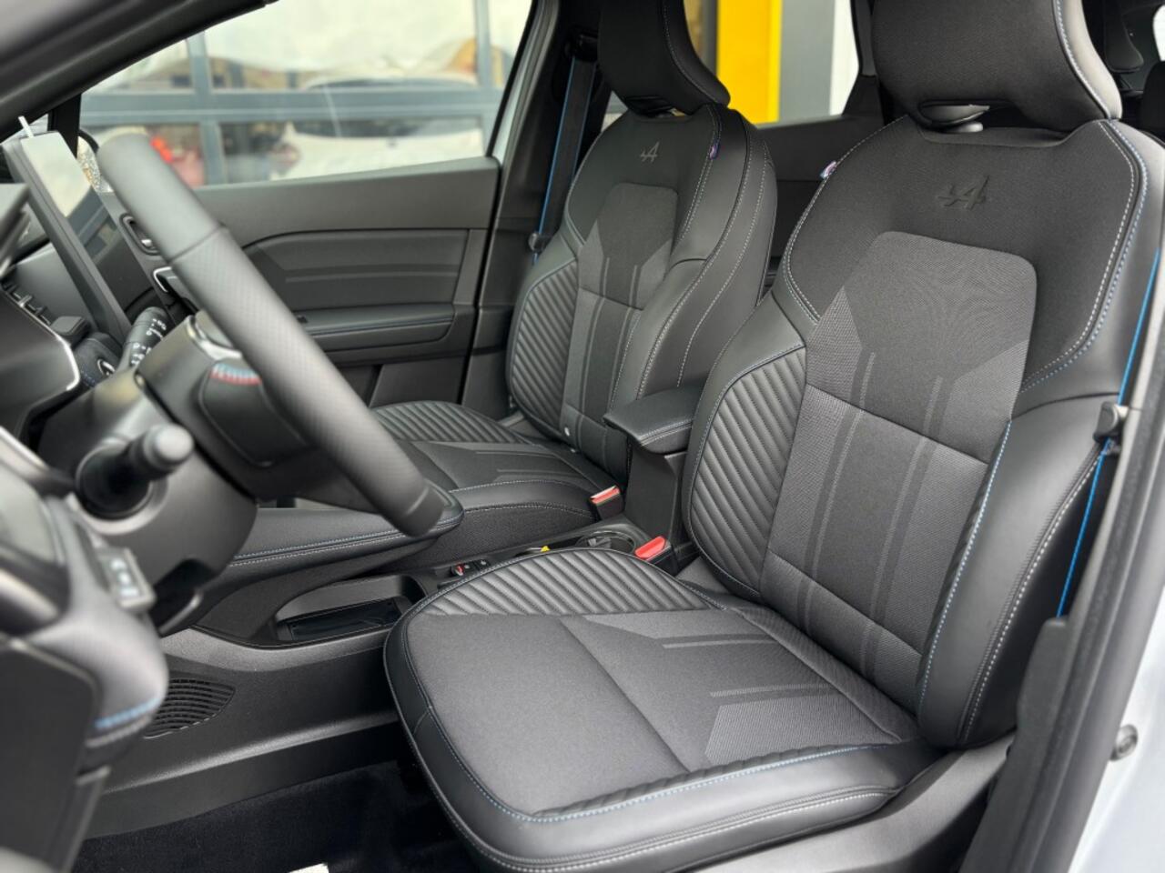 Renault CAPTUR Esprit Alpine full hybrid E-Tech 160 Pack PrivilÃ?ge