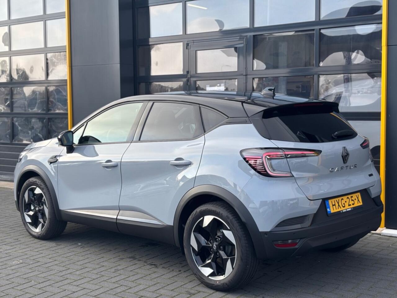 Renault CAPTUR 1.6 E-Tech full hybrid 145 Techno