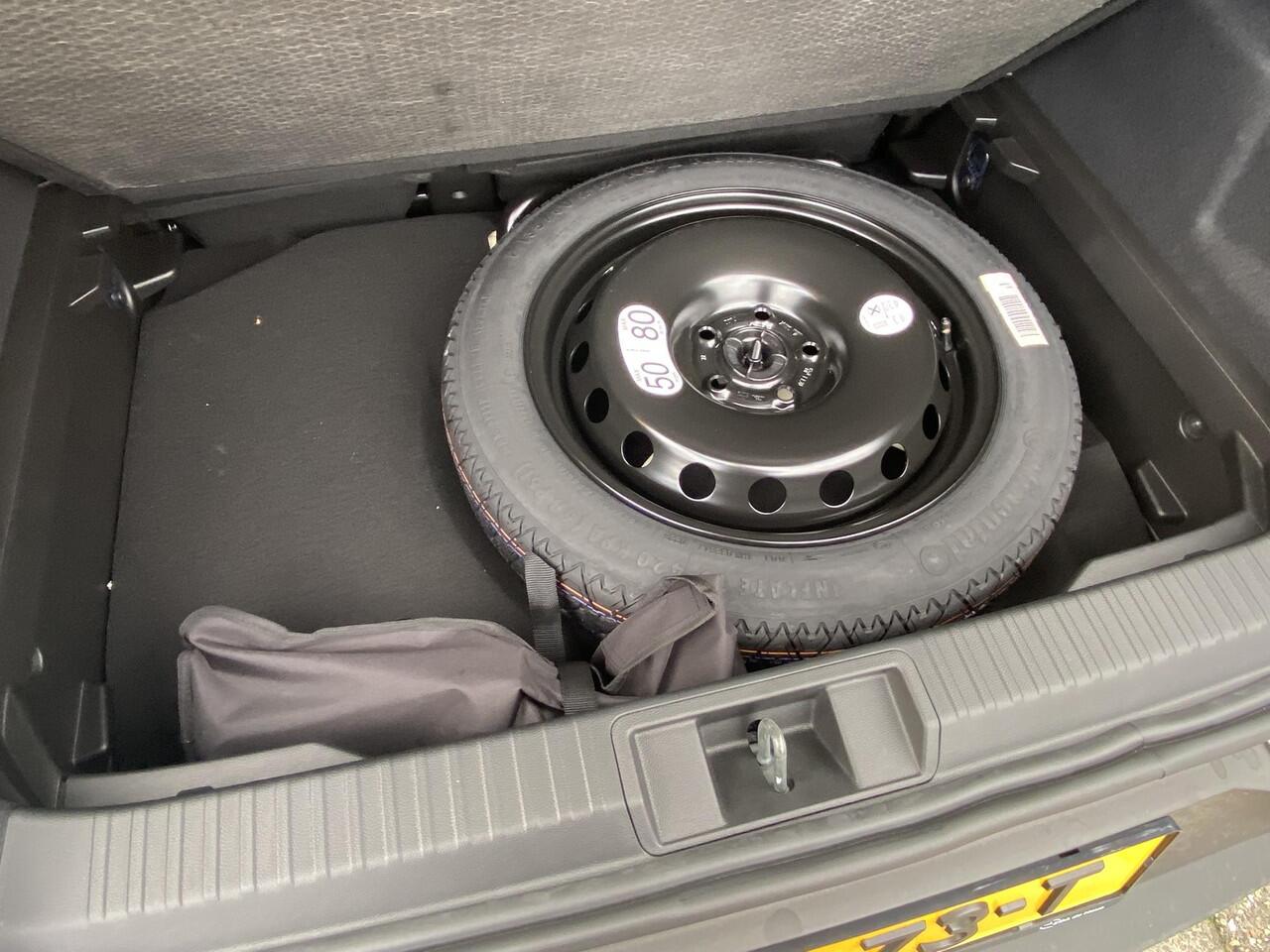 Renault CAPTUR 1.6 E-Tech full hybrid aut. 145 evolution met o.a. Google Maps navi, cruise, LED, digi tellers, etc.