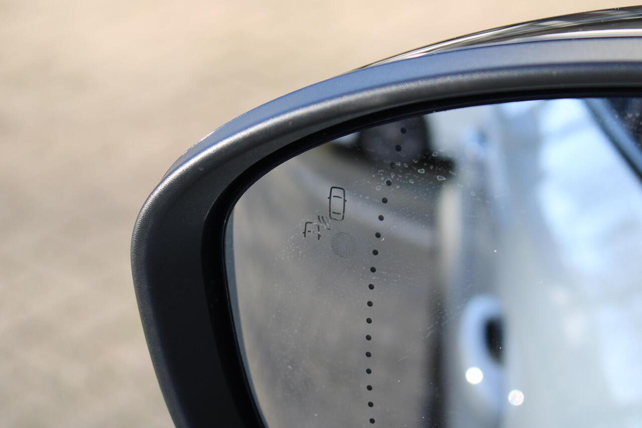 Renault CAPTUR 1.6 E-Tech full hybrid 145 esprit Alpine | Camera | Navigatie | Dodehoek detectie | Adaptive cruise control