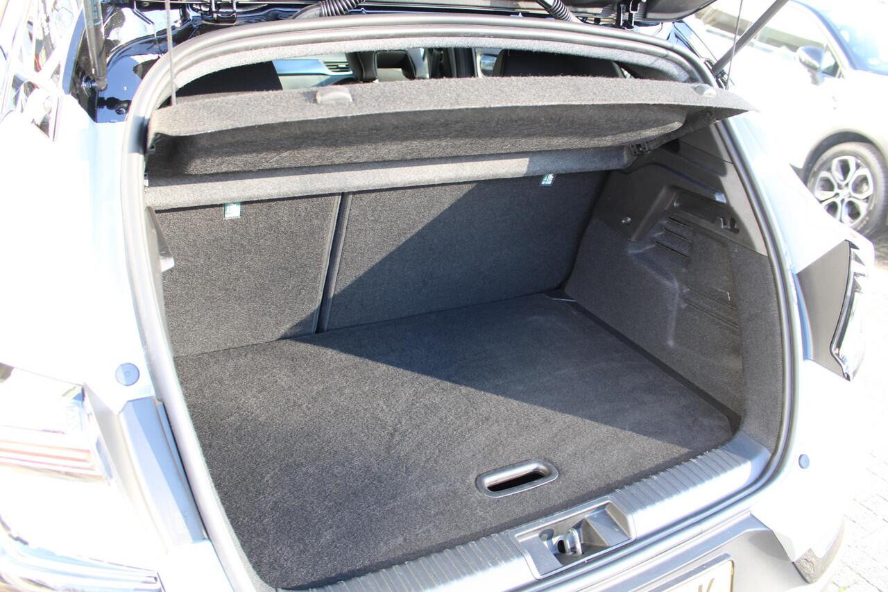 Renault CAPTUR 1.6 E-Tech full hybrid 145 esprit Alpine | Camera | Navigatie | Dodehoek detectie | Adaptive cruise control