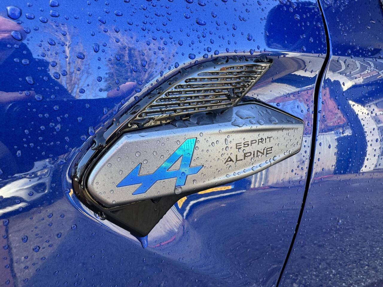 Renault CAPTUR 1.8 E-Tech 160 esprit Alpine+Pack Light&Sound!!