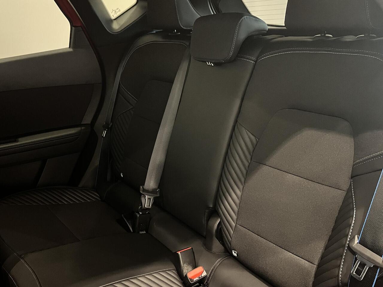 Renault CAPTUR 1.6 E-Tech Full Hybrid 145 Esprit Alpine | Navigatie | Climate Control | Cruise Control | Lichtmetalen velgen 18" | Apple Carplay/Android Auto