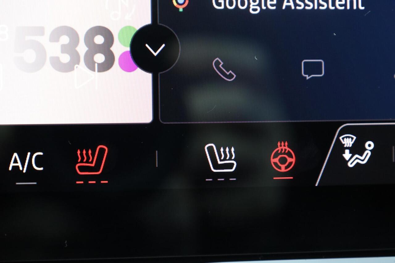 Renault CAPTUR 1.3 mild hybrid 160 techno CAMERA STUUR+STOELVERW. SFEERVERLICHTING CARPLAY NAVI ACC DAB STUURFLIPPERS PDC CLIMA 18"LMV ENZ!