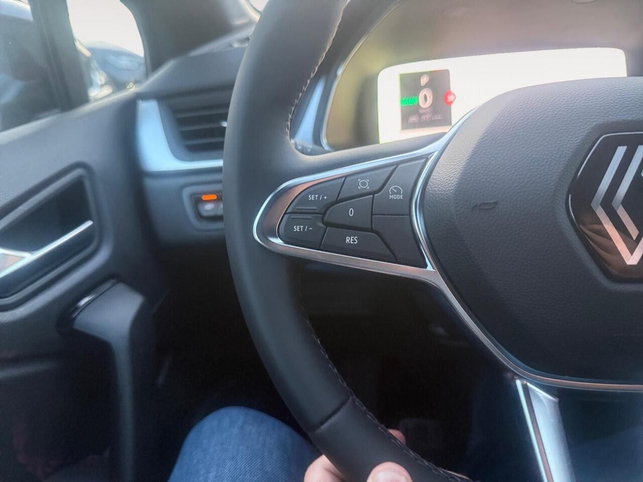 Renault CAPTUR 1.6 E-Tech full hybrid 145 evolution | Automaat | Groot Navigatie Scherm | Apple Carplay/Android Auto | Bluetooth | DAB | Cruise Control | Climate Control