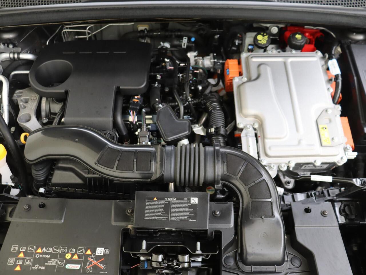 Renault CAPTUR 1.6 E-Tech full hybrid 145 techno | Stoelverwarming | Stuurverwarming | Camera