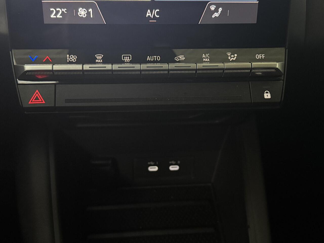 Renault CAPTUR 1.6 E-Tech full hybrid 145 Techno | Navigatie | 360° Camera | Cruise control adaptief |