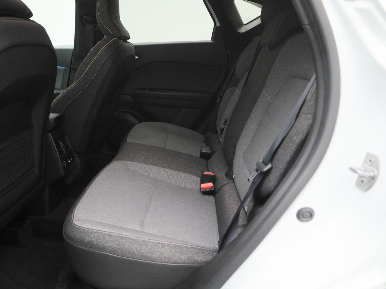 Renault CAPTUR 1.3 mild hybrid 160 techno | Camera | PDC Achter | 18" LMV | LED Pure Vision | Keyless | Licht- & Regensensor | Privacy Glass | Draadloze Apple Carplay & Android Auto | Cruise Control & Snelheidsbegrenzer