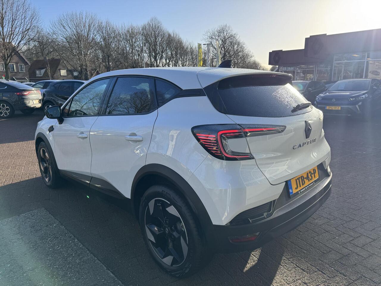 Renault CAPTUR 1.3 mild hybrid 160 Techno+Pack Winter!!