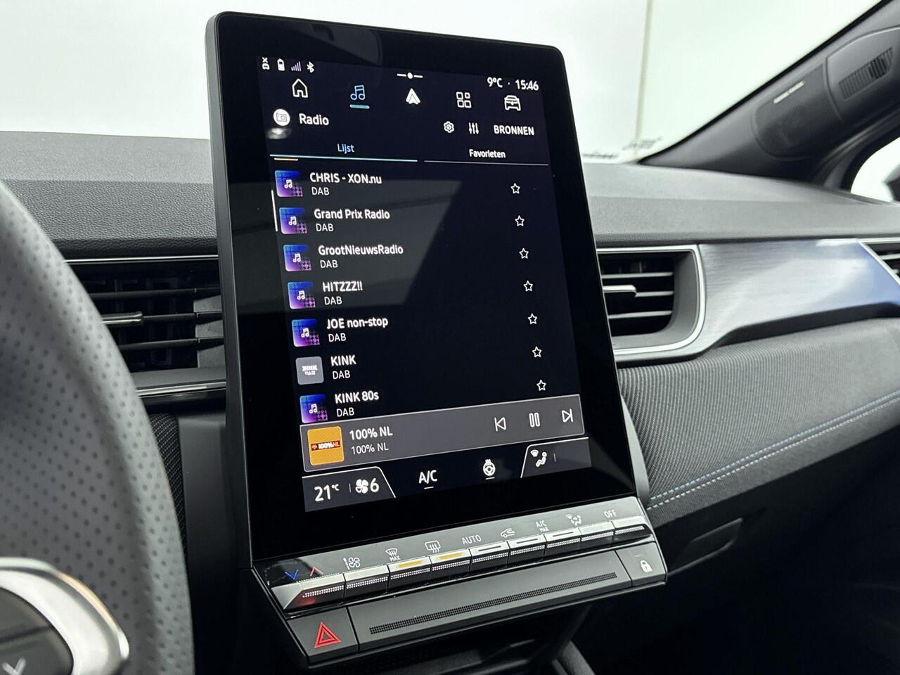 Renault CAPTUR 1.8 E-Tech full hybrid 160Pk esprit Alpine | Schuif-Kanteldak | Achteruitrijcamera | Parkeersensoren Rondom | Navigatie | Harman/Kardon