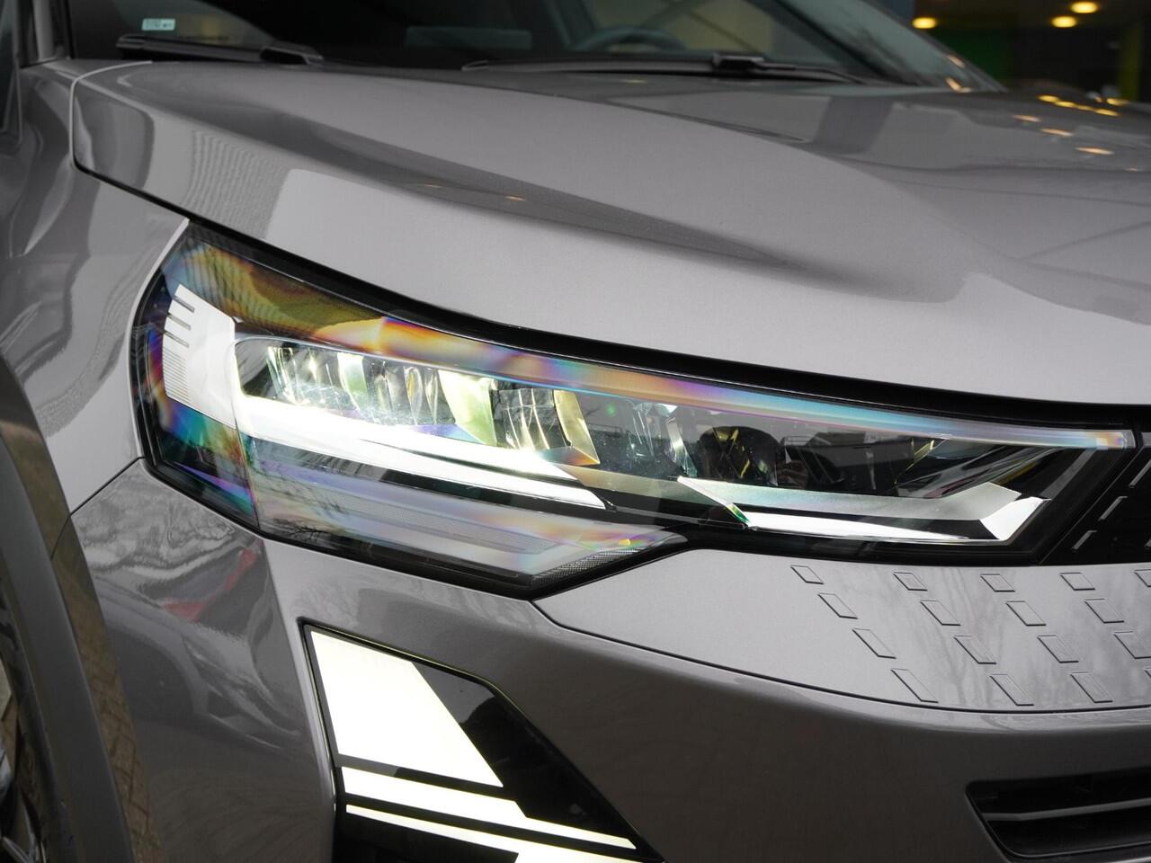 Renault CAPTUR 1.6 E-Tech full hybrid 145 techno AUTOMAAT / 11.000KM / NAVI / 360 CAMERA / PDC 360 / CRUISE / CLIMATE / KEYLESS / RESERVEWIEL / PRIVACY GLASS / APPLE CARPLAY / ANDROID AUTO / 18'' LMV