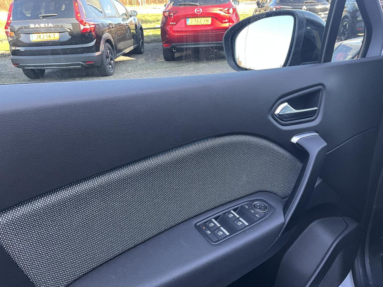 Renault CAPTUR 1.3 mild hybrid 160 techno