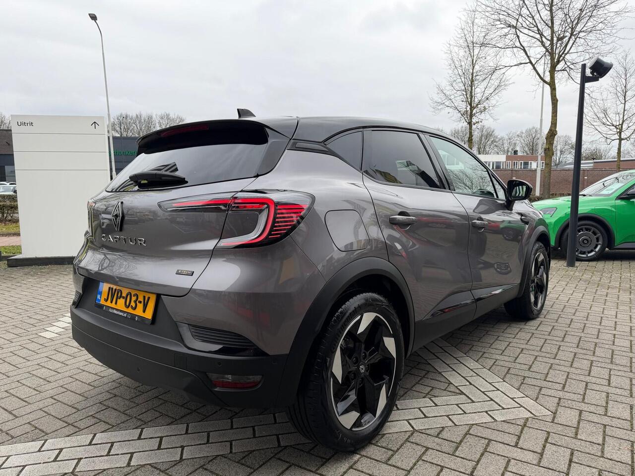 Renault CAPTUR E-Tech Full Hybrid 145 Techno | Automaat | Navigtaie | Camera | Stoelverwarming | Stuurverwarming |