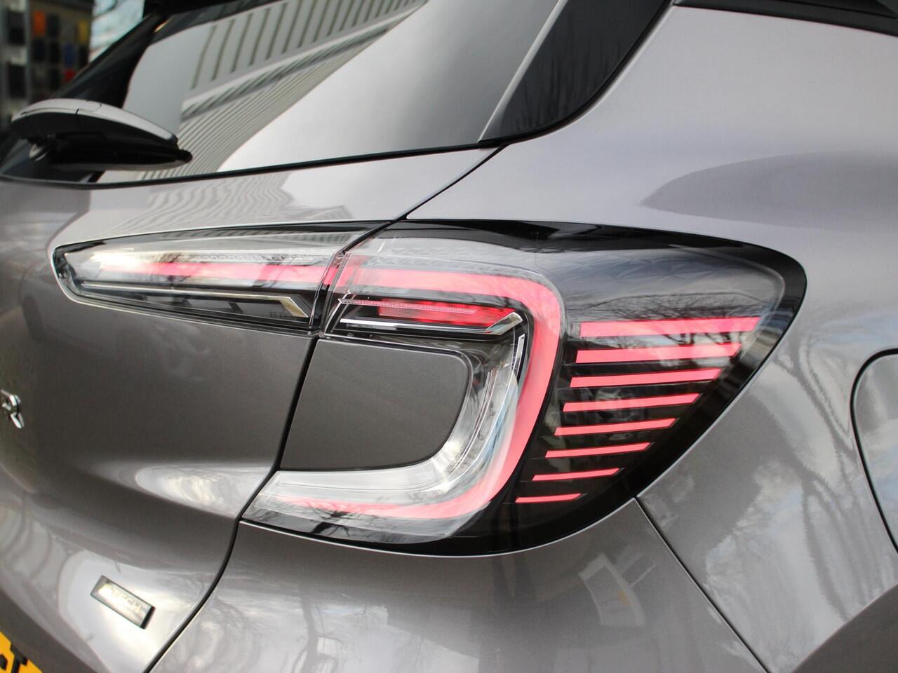 Renault CAPTUR 1.6 E-Tech Full Hybrid 145 Techno AUTOMAAT / 15.000KM / PACK WINTER / CAMERA / PDC A / CRUISE / CLIMATE / KEYLESS / PRIVACY GLASS / APPLE CARPLAY / ANDROID AUTO / 18'' LMV