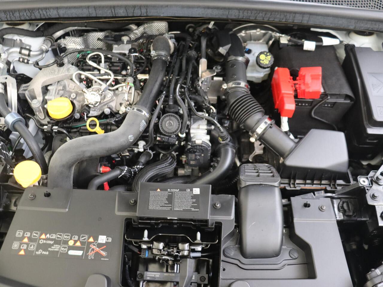 Renault CAPTUR 1.3 mild hybrid 160 techno | Lichtmetalen velgen | cruise control | Achteruitrijcamera